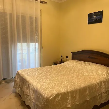 Donik Vlorë